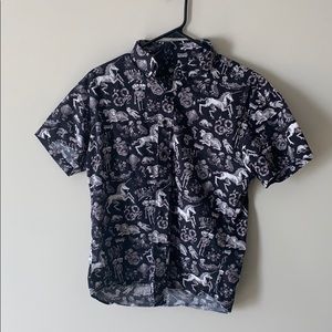 Oddities Shortsleeved Shirt